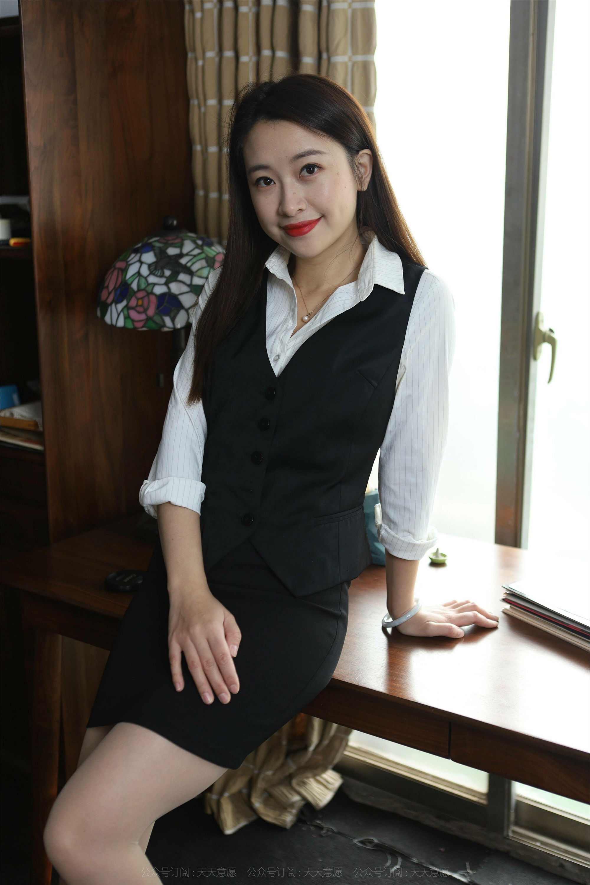 IESS异思趣向 2021.11.12 丝享家972：小婕《周末陪你加班》